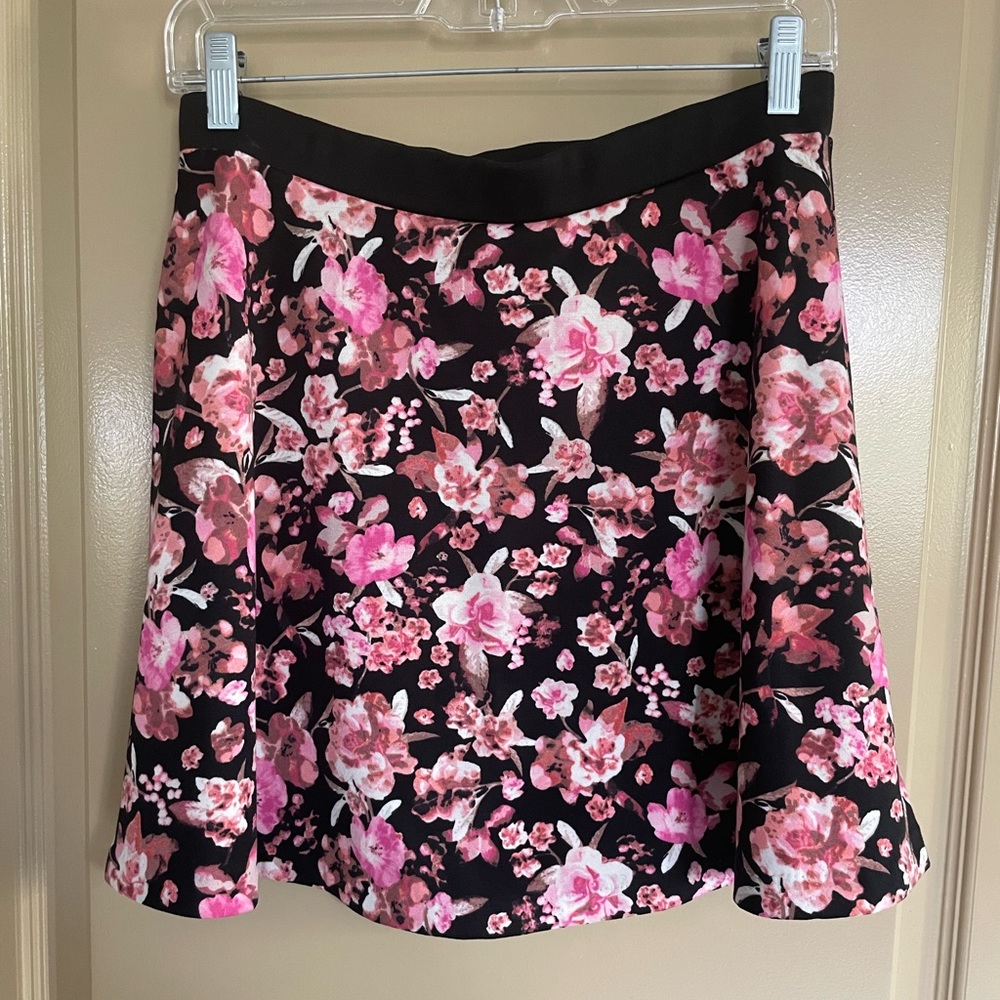 H&M Floral Skater Skirt Size 8